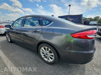 2020 Ford Fusion SE - miniatura 6