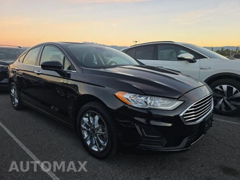 2020 Ford Fusion SE – miniatura 3