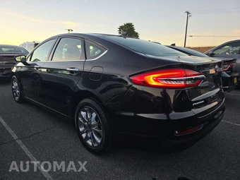 2020 Ford Fusion SE – miniatura 6