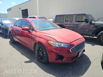 2020 Ford Fusion SE – miniatura 3