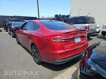 2020 Ford Fusion SE – miniatura 6