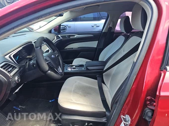 2020 Ford Fusion SE – miniatura 7