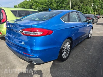 2020 Ford Fusion SE - miniatura 4
