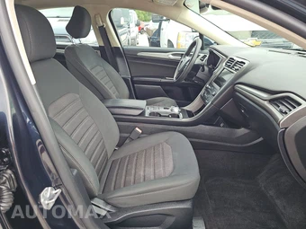 2020 Ford Fusion SE - miniatura 8