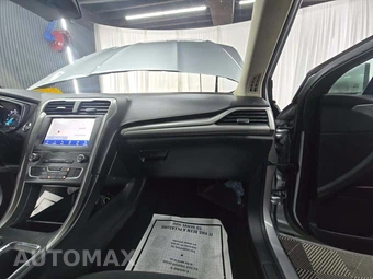 2020 Ford Fusion SE – miniatura 19