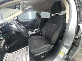 2020 Ford Fusion SE – miniatura 6