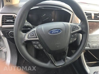 2020 Ford Fusion SE – miniatura 10