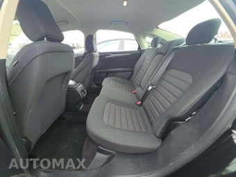 2020 Ford Fusion SE - miniatura 13