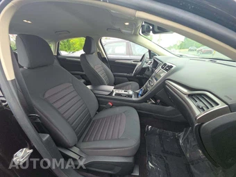 2020 Ford Fusion SE - miniatura 18
