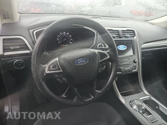 2020 Ford Fusion SE - miniatura 10