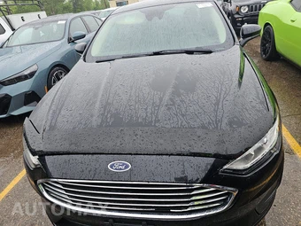 2020 Ford Fusion SE - miniatura 15