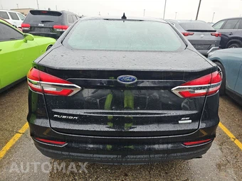 2020 Ford Fusion SE - miniatura 16