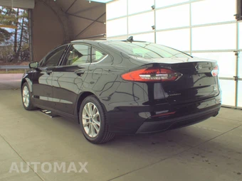2020 Ford Fusion SE - miniatura 6