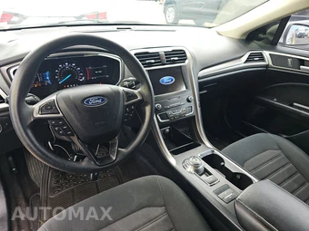 2020 Ford Fusion SE - miniatura 11