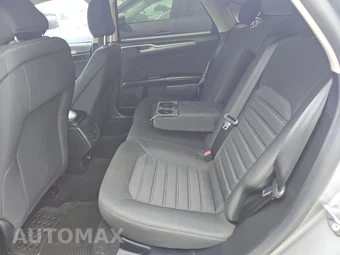 2020 Ford Fusion SE - miniatura 13
