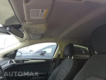 2020 Ford Fusion SE - miniatura 18