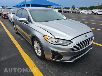2020 Ford Fusion SE - miniatura 3