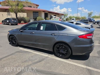 2020 Ford Fusion SE – miniatura 6