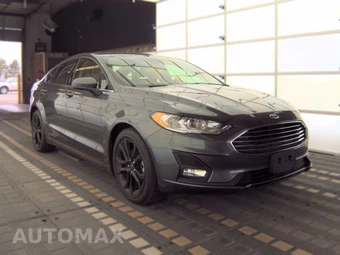 2020 Ford Fusion SE – miniatura 3