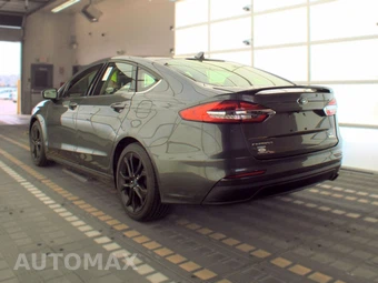 2020 Ford Fusion SE – miniatura 6