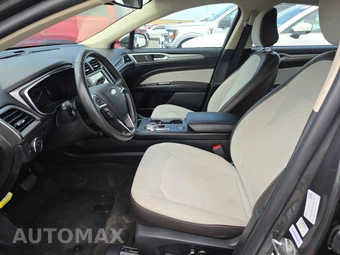 2020 Ford Fusion SE – miniatura 7