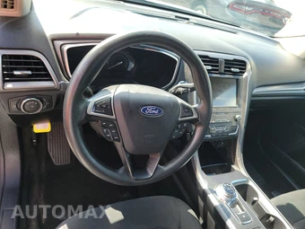 2020 Ford Fusion SE - miniatura 10