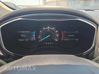 2020 Ford Fusion SE – miniatura 6