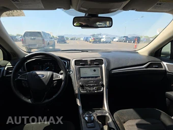 2020 Ford Fusion SE – miniatura 11