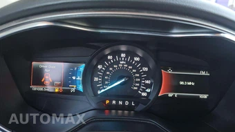 2020 Ford Fusion SE – miniatura 18