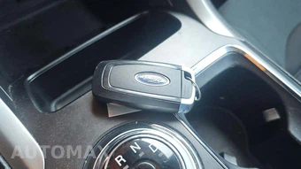 2020 Ford Fusion SE – miniatura 21