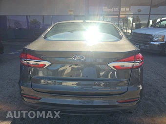 2020 Ford Fusion SE – miniatura 5