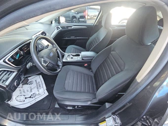 2020 Ford Fusion SE – miniatura 7