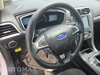 2020 Ford Fusion SE - miniatura 10