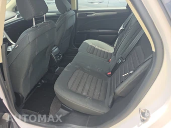 2020 Ford Fusion SE - miniatura 13