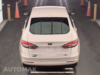 2020 Ford Fusion SE - miniatura 5