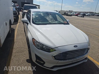 2020 Ford Fusion SE – miniatura 2