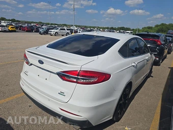 2020 Ford Fusion SE – miniatura 4