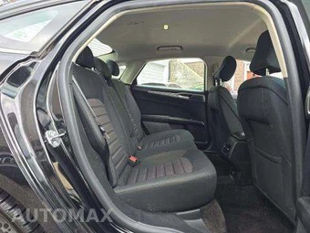 2020 Ford Fusion SE - miniatura 16
