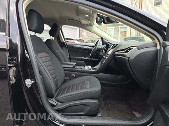 2020 Ford Fusion SE - miniatura 18