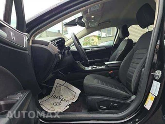 2020 Ford Fusion SE - miniatura 6