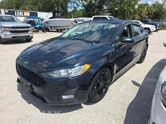 2020 Ford Fusion SE
