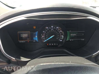 2020 Ford Fusion SE – miniatura 9