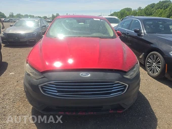 2020 Ford Fusion SE – miniatura 2