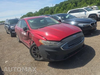 2020 Ford Fusion SE – miniatura 3