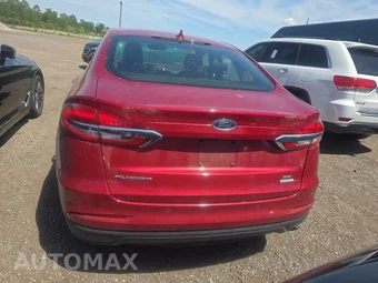 2020 Ford Fusion SE – miniatura 5