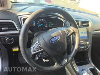 2020 Ford Fusion SE - miniatura 10