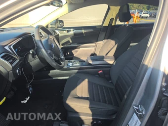 2020 Ford Fusion SE - miniatura 7