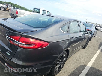 2020 Ford Fusion SE - miniatura 4