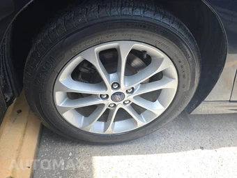 2020 Ford Fusion SE - miniatura 10