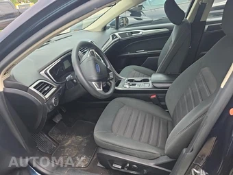 2020 Ford Fusion SE - miniatura 13